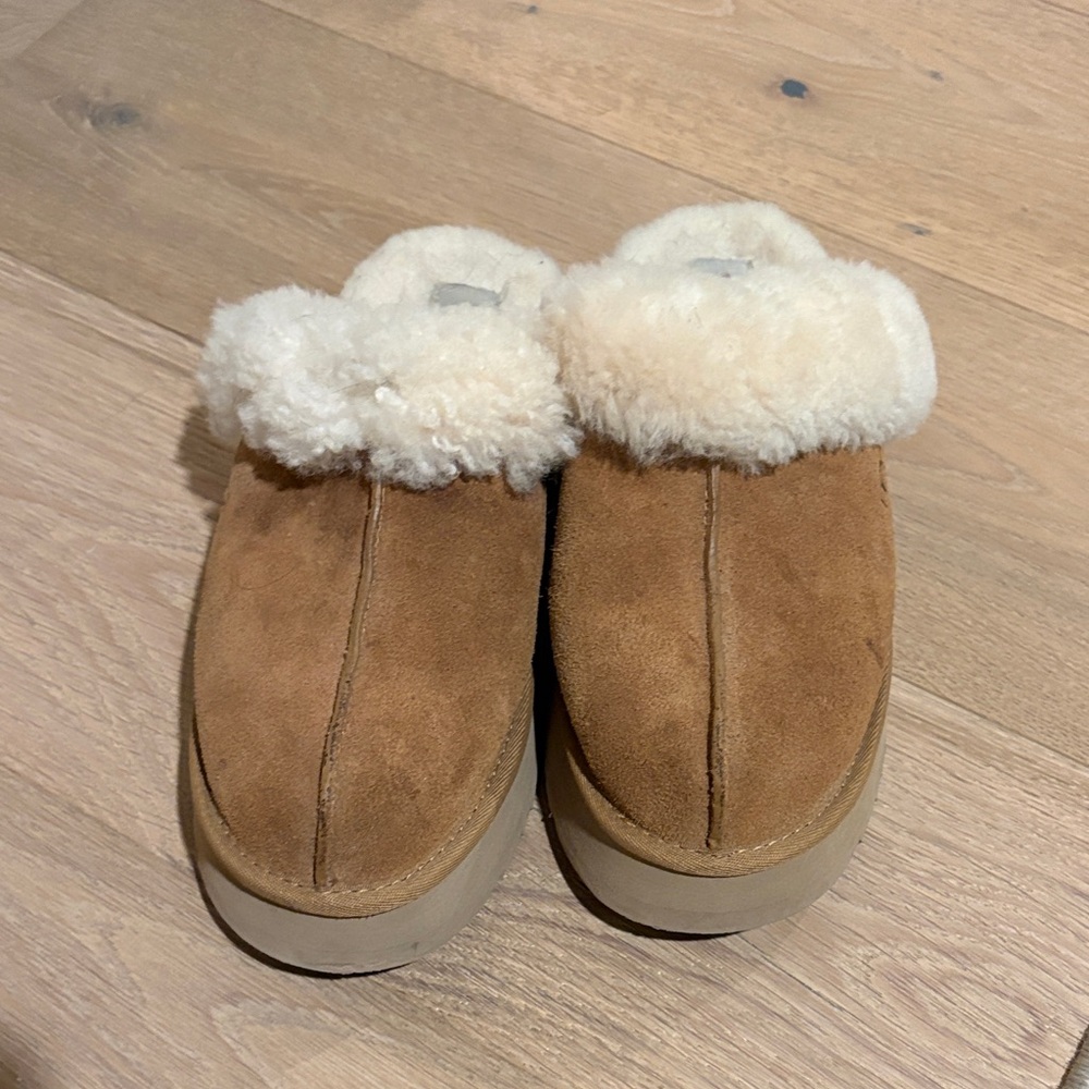UGG Tan Slippers with Cream Shearling